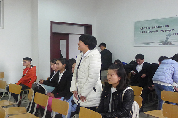恭贺我院在3003新葡官方网站“清泽博思杯”辩论赛预选赛中获胜 恭贺我院在3003新葡官方网站“清泽博思杯”辩论赛预选赛中获胜